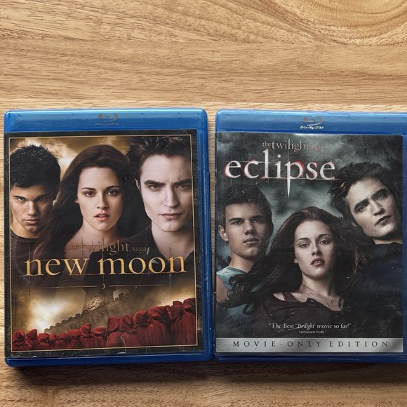 Twilight Saga Movie Series BluRay Bundle Set 3 Romantic Mystical Whimsical - Picture 5 of 5